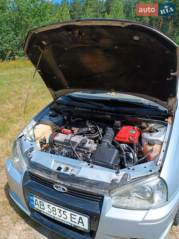 Хэтчбек ВАЗ / Lada 1119 Калина 2007 в Виннице