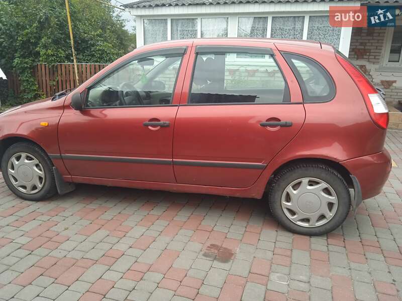 Хэтчбек ВАЗ / Lada 1119 Калина 2007 в Романове