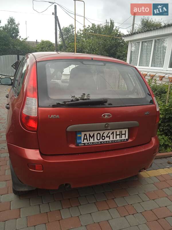 Хэтчбек ВАЗ / Lada 1119 Калина 2007 в Романове