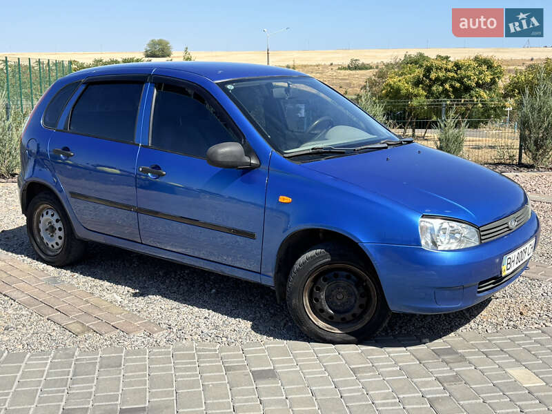 Хетчбек ВАЗ / Lada 1119 Калина 2008 в Южному