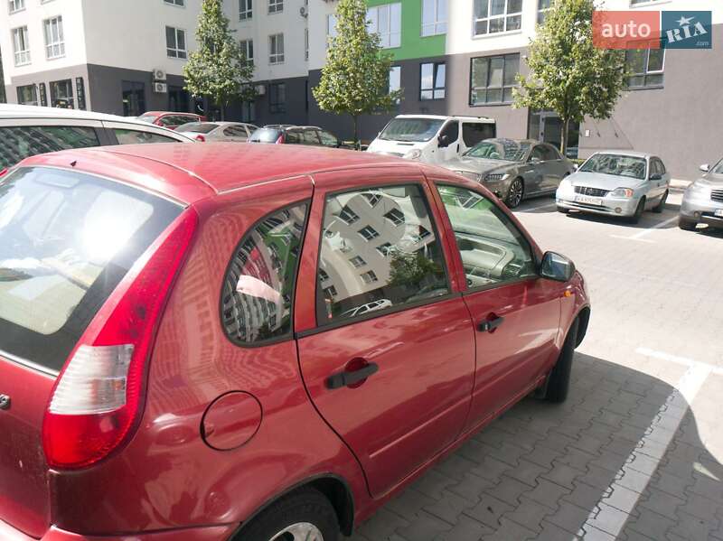 Хэтчбек ВАЗ / Lada 1119 Калина 2008 в Ирпене