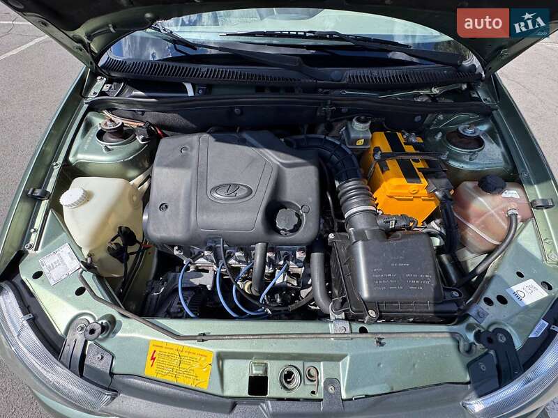Хэтчбек ВАЗ / Lada 1119 Калина 2008 в Запорожье