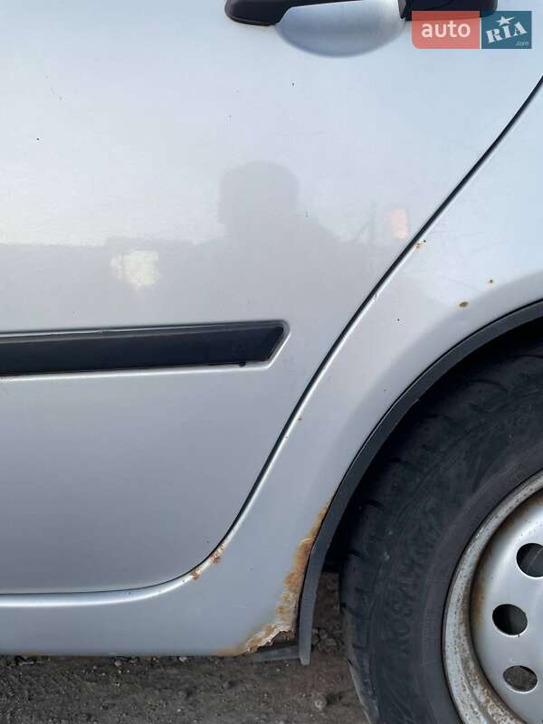 Хэтчбек ВАЗ / Lada 1119 Калина 2007 в Полтаве фото 8 Хэтчбек ВАЗ / Lada 1119 Калина 2007 в Полтаве