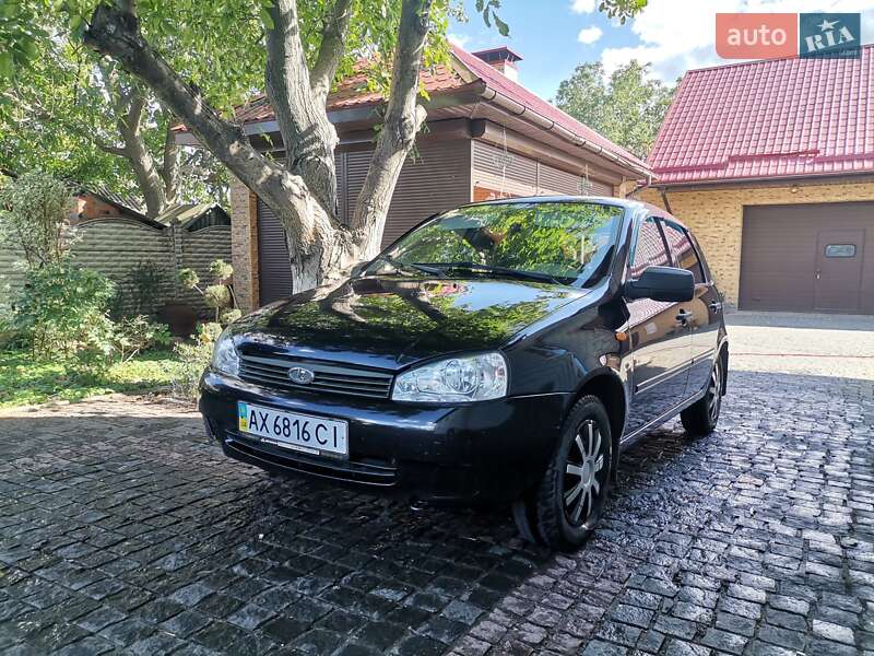 Хэтчбек ВАЗ / Lada 1119 Калина 2011 в Харькове