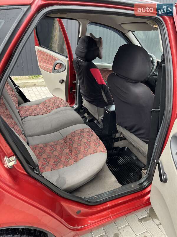 Хэтчбек ВАЗ / Lada 1119 Калина 2008 в Черкассах