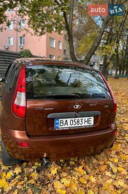 Хэтчбек ВАЗ 1119 Калина 2008 в  фото 4 Хэтчбек ВАЗ 1119 Калина 2008 в
