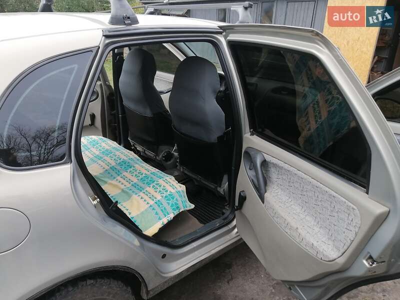 Хетчбек ВАЗ / Lada 1119 Калина 2007 в Прилуках фото 4 Хетчбек ВАЗ / Lada 1119 Калина 2007 в Прилуках