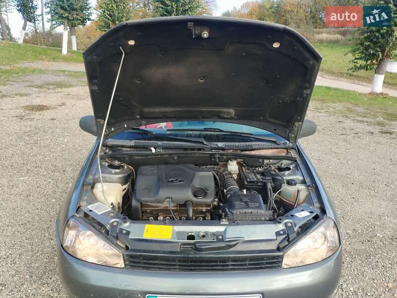 Хэтчбек ВАЗ / Lada 1119 Калина 2007 в Львове фото 3 Хэтчбек ВАЗ / Lada 1119 Калина 2007 в Львове