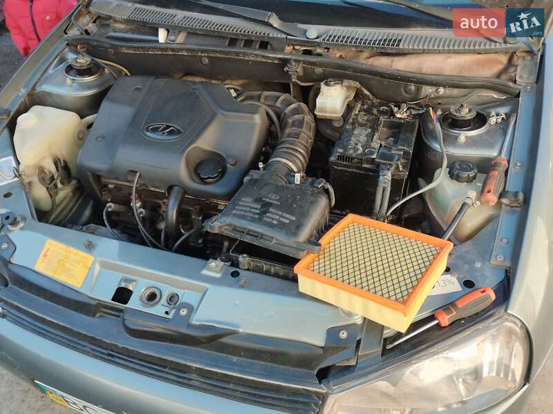 Хэтчбек ВАЗ / Lada 1119 Калина 2007 в Львове фото 6 Хэтчбек ВАЗ / Lada 1119 Калина 2007 в Львове