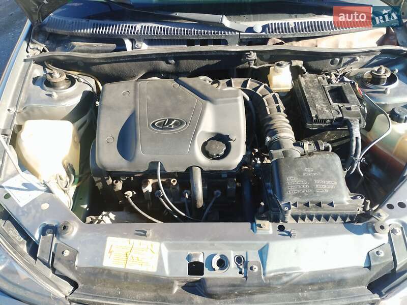 Хэтчбек ВАЗ / Lada 1119 Калина 2007 в Львове фото 11 Хэтчбек ВАЗ / Lada 1119 Калина 2007 в Львове