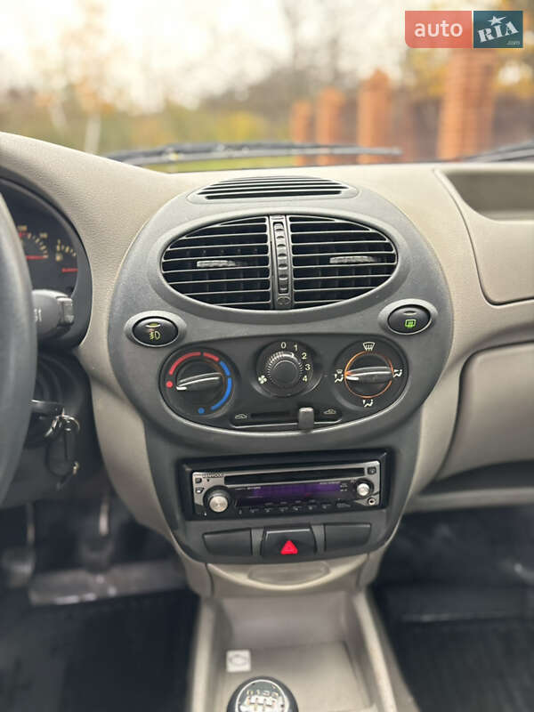 Хэтчбек ВАЗ / Lada 1119 Калина 2007 в Николаеве