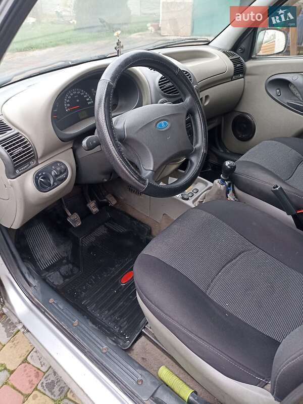 Хетчбек ВАЗ / Lada 1119 Калина 2007 в Вінниці