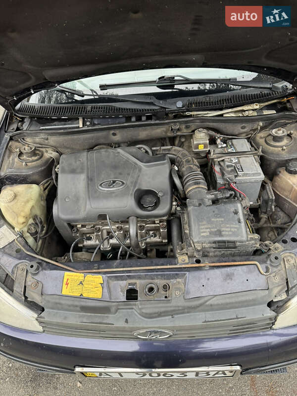 Хэтчбек ВАЗ / Lada 1119 Калина 2007 в Ирпене