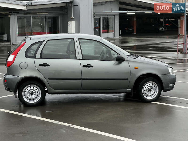 Хэтчбек ВАЗ / Lada 1119 Калина 2008 в Киеве