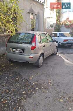 Хетчбек ВАЗ 1119 Калина 2008 в Ужгороді