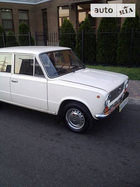 Седан ВАЗ / Lada 2101 1986 в Киеве
