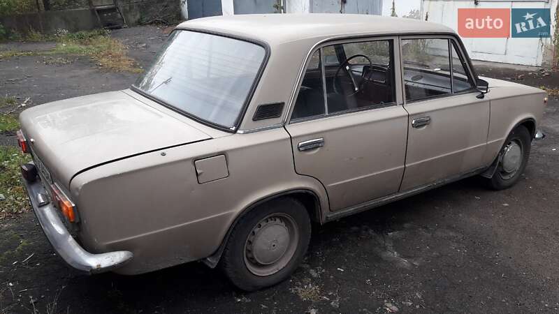 Седан ВАЗ / Lada 2101 1987 в Ровно