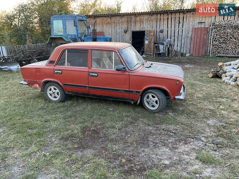 Седан ВАЗ / Lada 2101 1987 в Рівному
