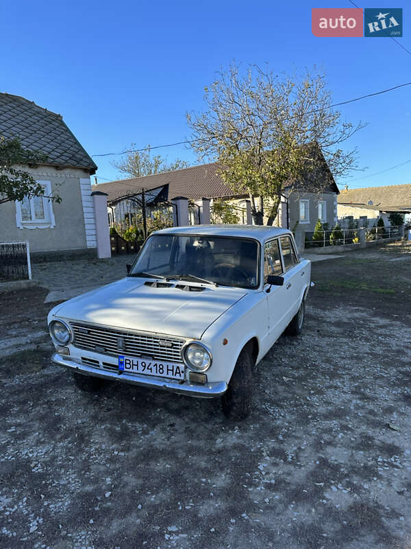 Седан ВАЗ / Lada 2101 1985 в Сарате