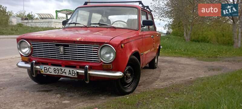 Седан ВАЗ / Lada 2101 1984 в Золочеве фото 2 Седан ВАЗ / Lada 2101 1984 в Золочеве