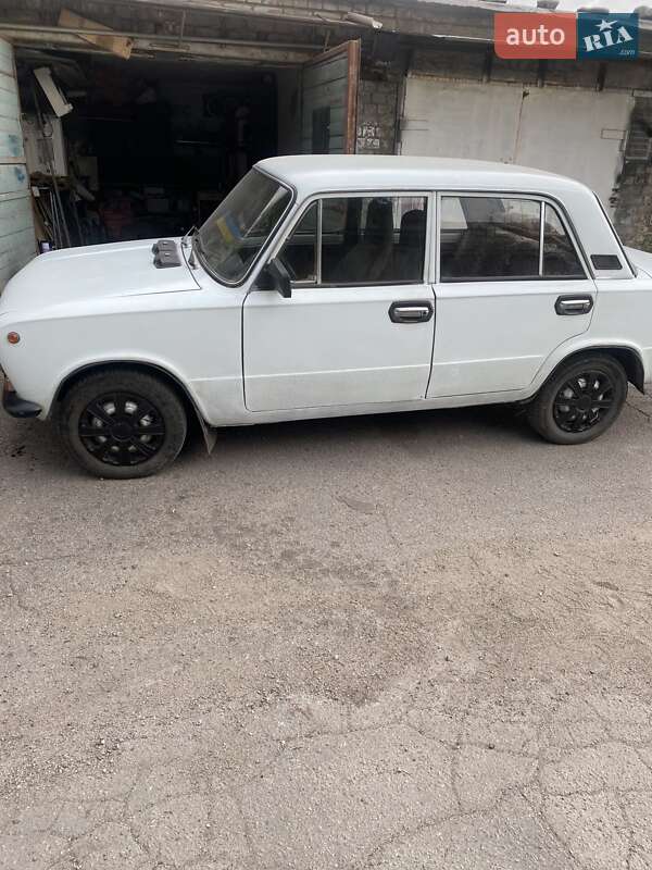 Седан ВАЗ / Lada 2101 1986 в Запорожье фото 4 Седан ВАЗ / Lada 2101 1986 в Запорожье