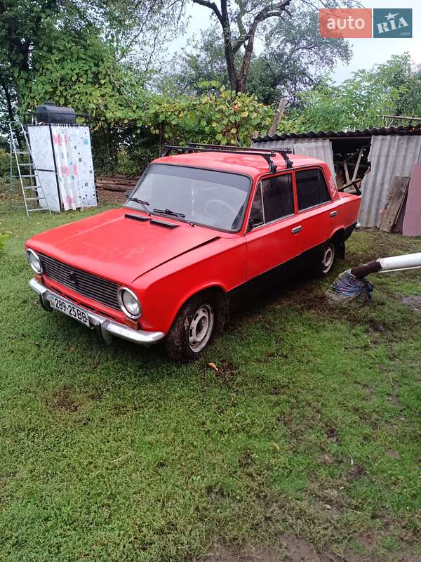 Седан ВАЗ / Lada 2101 1976 в Бурштині