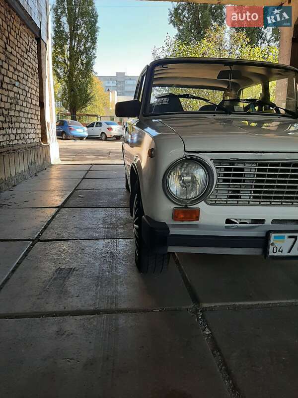 Седан ВАЗ / Lada 2101 1986 в Каменском