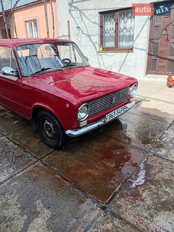 Седан ВАЗ / Lada 2101 1972 в 