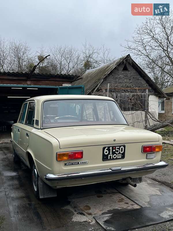 Седан ВАЗ / Lada 2101 1981 в Киеве