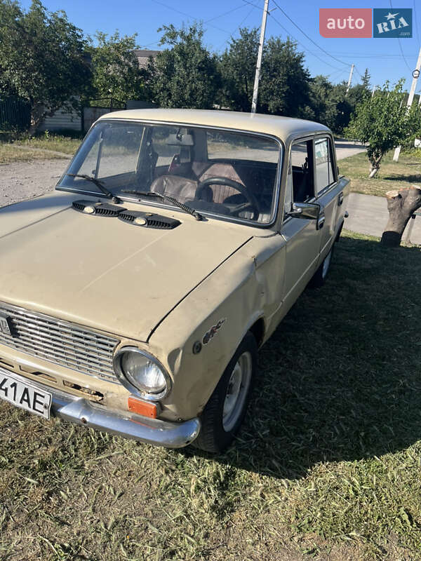 Седан ВАЗ / Lada 2101 1988 в Верховец