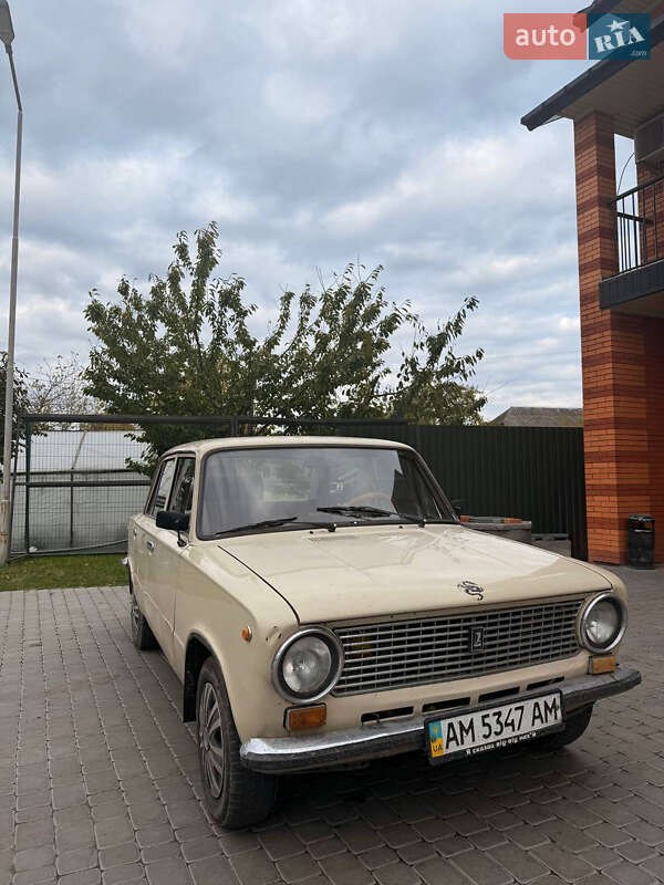 Седан ВАЗ / Lada 2101 1983 в Казатине