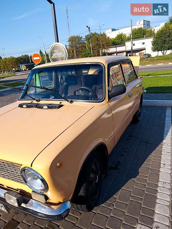 Седан ВАЗ / Lada 2101 1983 в Харькове фото 3 Седан ВАЗ / Lada 2101 1983 в Харькове