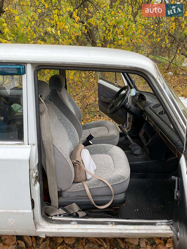 Седан ВАЗ / Lada 2101 1983 в Черкассах фото 6 Седан ВАЗ / Lada 2101 1983 в Черкассах