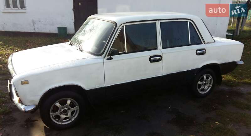 Седан ВАЗ / Lada 2101 1989 в Радехове фото Седан ВАЗ / Lada 2101 1989 в Радехове