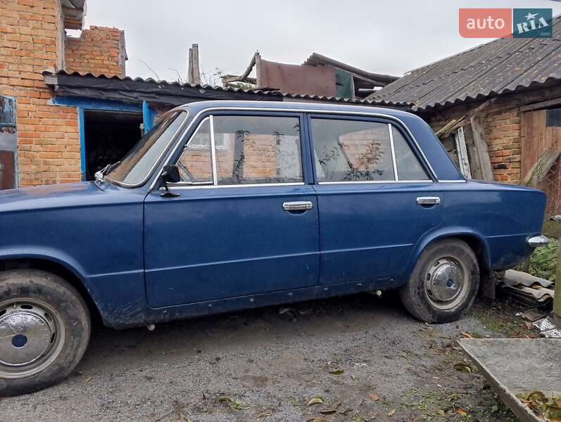 Седан ВАЗ / Lada 2101 1973 в Бродецком фото 3 Седан ВАЗ / Lada 2101 1973 в Бродецком