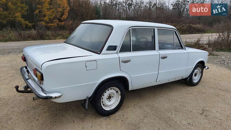 Седан ВАЗ / Lada 2101 1985 в Кременце фото 4 Седан ВАЗ / Lada 2101 1985 в Кременце