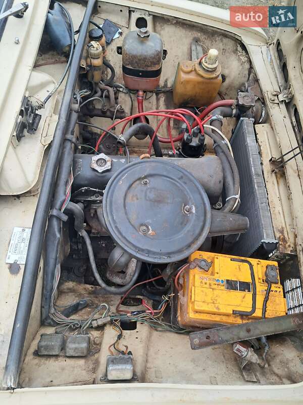 Седан ВАЗ / Lada 2101 1985 в Чернівцях