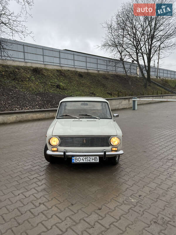 Седан ВАЗ / Lada 2101 1980 в Тернополе фото 2 Седан ВАЗ / Lada 2101 1980 в Тернополе