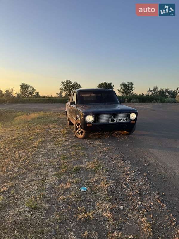 Седан ВАЗ / Lada 2101 1976 в Миколаєві фото 4 Седан ВАЗ / Lada 2101 1976 в Миколаєві