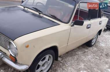 Седан ВАЗ 2101 1982 в Черновцах