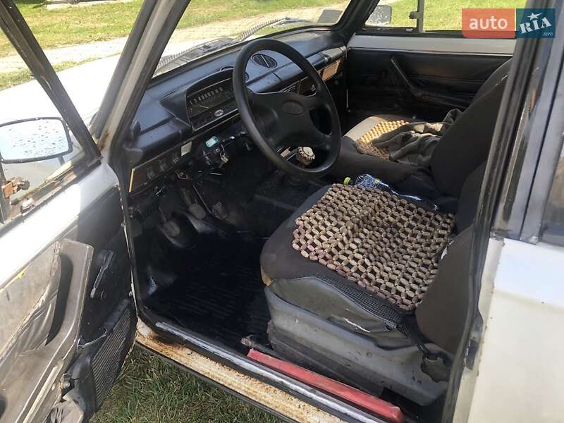 Универсал ВАЗ / Lada 2102 1984 в Луцке фото 7 Универсал ВАЗ / Lada 2102 1984 в Луцке