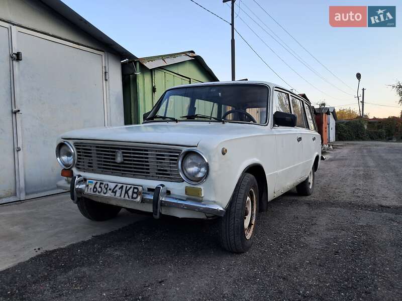 Универсал ВАЗ / Lada 2102 1983 в Киеве