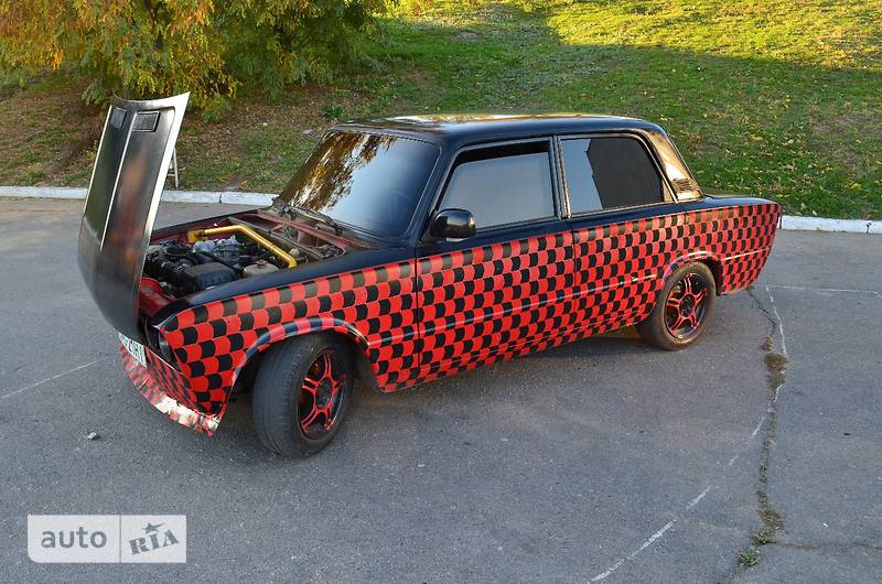 Седан ВАЗ / Lada 2103 2013 в Херсоне