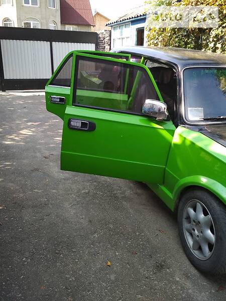 Седан ВАЗ / Lada 2103 1976 в Коростышеве