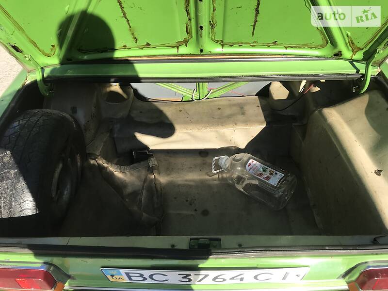 Седан ВАЗ / Lada 2103 1983 в Львові