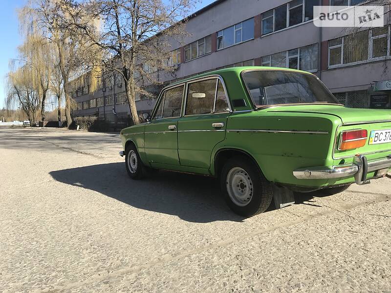Седан ВАЗ / Lada 2103 1983 в Львові