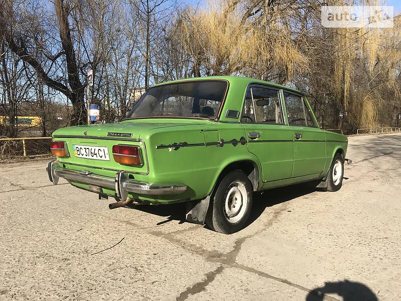Седан ВАЗ / Lada 2103 1983 в Львові