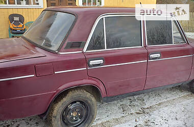 Седан ВАЗ / Lada 2103 1981 в Долине