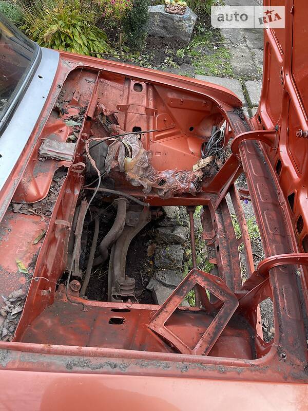 Седан ВАЗ / Lada 2103 1975 в Кременчуці фото 5 Седан ВАЗ / Lada 2103 1975 в Кременчуці