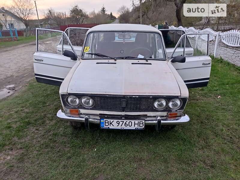 Седан ВАЗ / Lada 2103 1979 в Здолбуніві